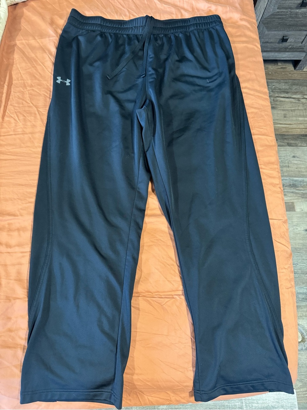 Under Armour Men's Black Athletic Jogger Pants with Logo